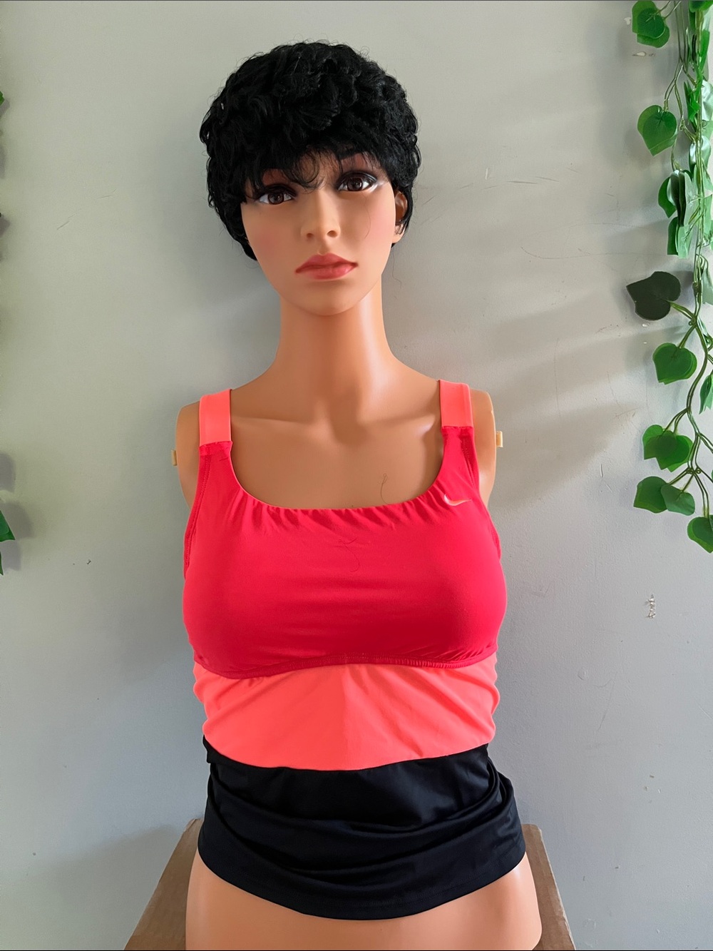 Nike Colorblock Sports Tankini Top in Bright Pink, Coral & Black